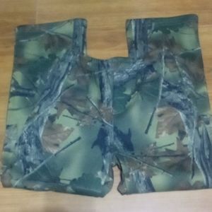 NWOT boys "Trail Crest" extra thick camo sweatpants w/pockets